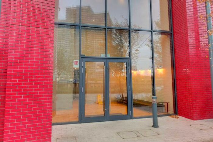 1 Bedroom Flat For Sale In Defoe House, Canary Wharf, London, E14