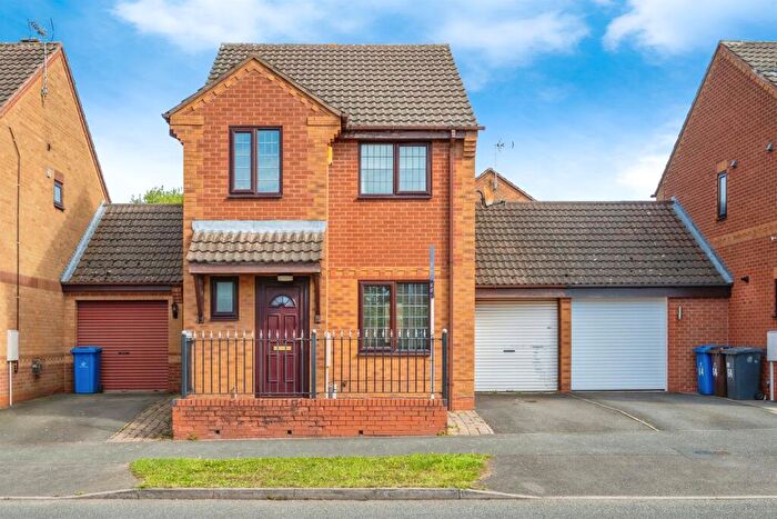 3 Bedroom Detached House For Sale In Smalley Drive, Oakwood, Derby, DE21