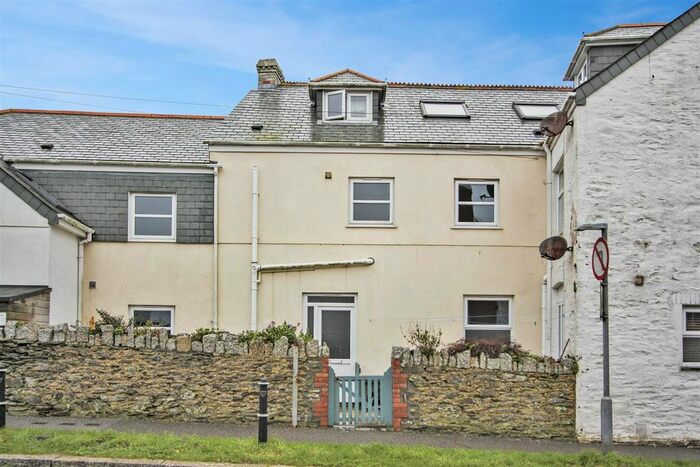 2 Bedroom Property To Rent In St. Pirans Road, Newquay, TR7