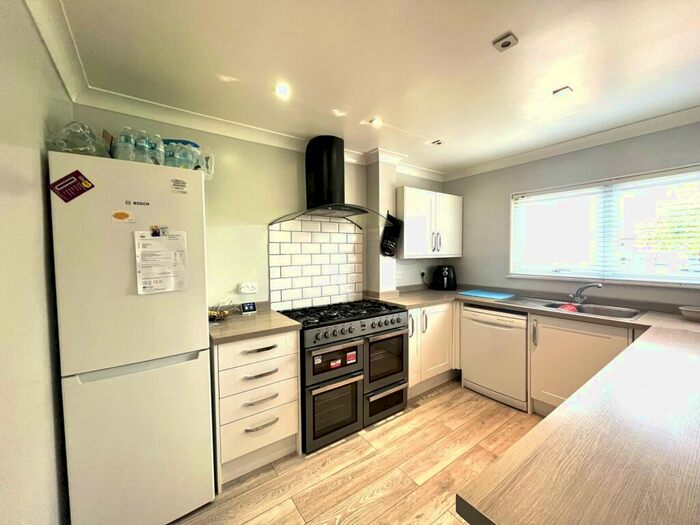 3 Bedroom End Of Terrace House To Rent In Connaught Close, GU46