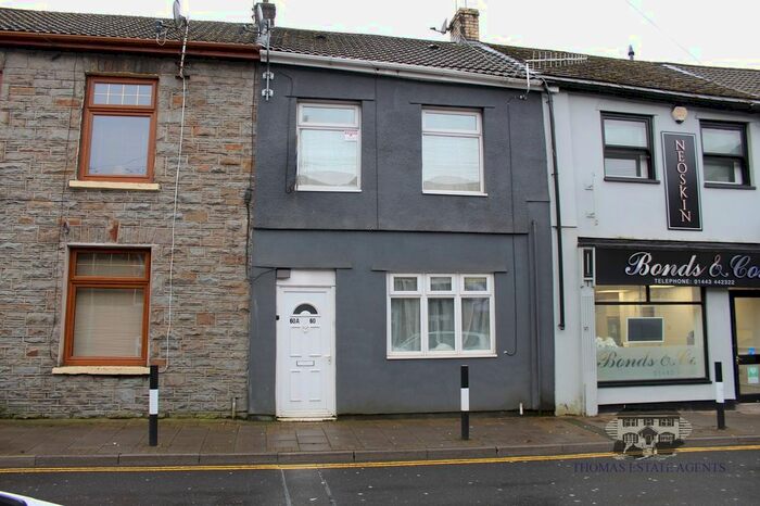 2 Bedroom Flat To Rent In Brook Street, Tonypandy, Rhondda Cynon Taff., CF40