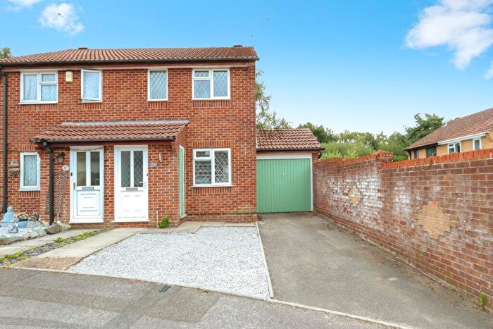 2 Bedroom Semi Detached House For Sale In Stockbridge Close, Canford Heath, Poole, Dorset, BH17
