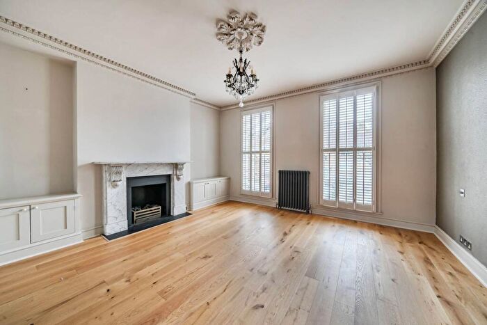 3 Bedroom Terraced House To Rent In Ordnance Hill, St John's Wood, London, NW8