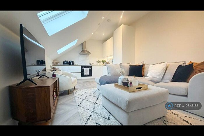 1 Bedroom Flat To Rent In Hatfield Road, St Albans, AL1