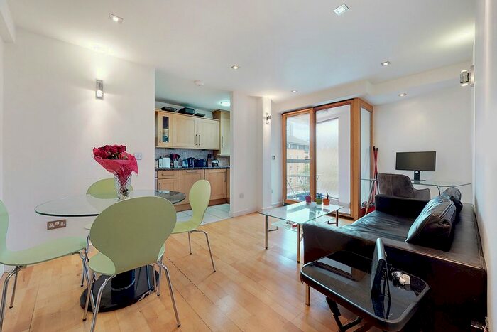 2 Bedroom Flat To Rent In Heneage Street, Spitalfields, E1