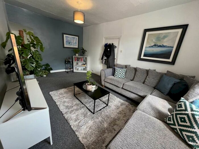 2 Bedroom Maisonette To Rent In Market Place, Westbury, Wiltshire, BA13