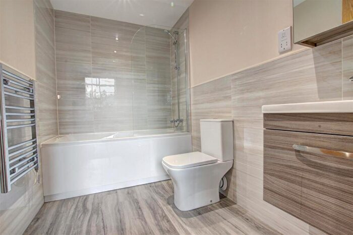 2 Bedroom Apartment To Rent In Arc Avenue, Ochre Mews, NE8