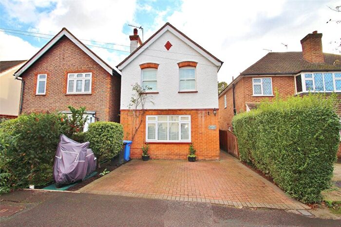 3 Bedroom Detached House For Sale In Russell Road, Horsell, Surrey, GU21