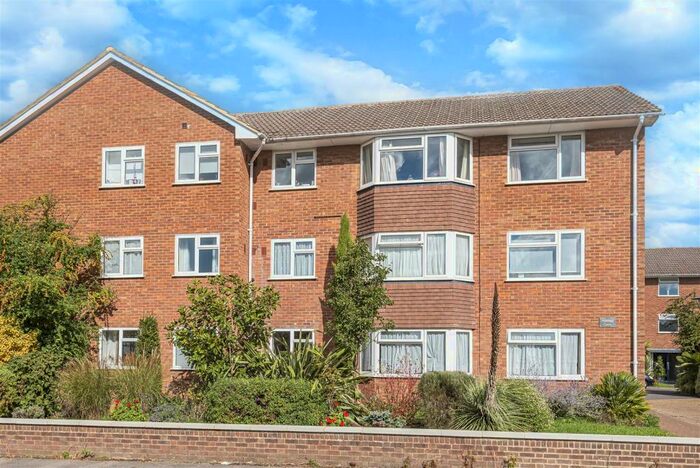 2 Bedroom Apartment To Rent In Anglesea Road, Kingston Upon Thames, KT1