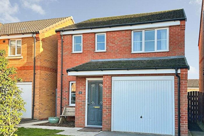 3 Bedroom Detached House For Sale In Spruce Way, Selby, North Yorkshire, YO8