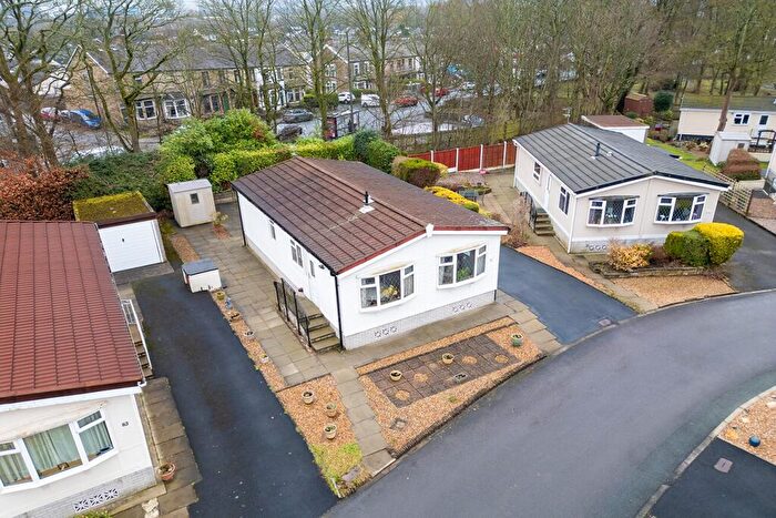 2 Bedroom Detached Bungalow For Sale In Gawthorpe Edge, Padiham Road, Burnley, Lancs, BB12