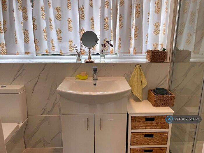 1 Bedroom Bungalow To Rent In Wayside Road, St. Leonards, Ringwood, BH24