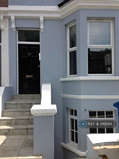 3 Bedroom Flat To Rent In Lordship Lane, East Dulwich, SE22