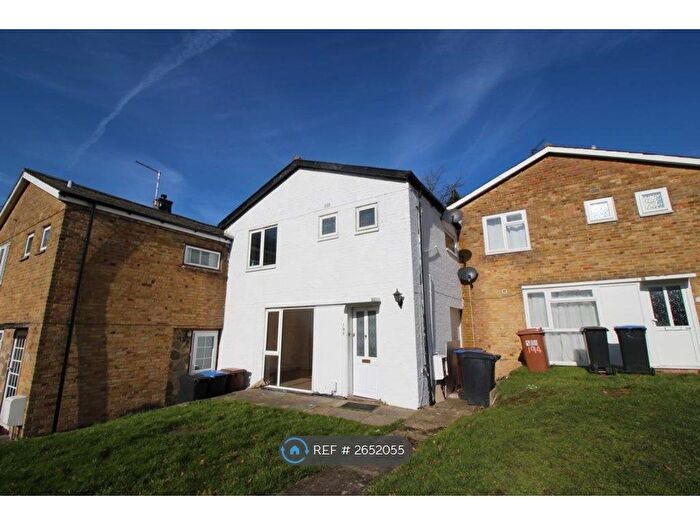4 Bedroom Terraced House To Rent In Bishops Rise, Hatfield, AL10