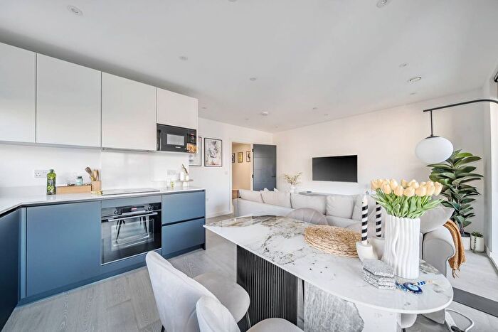 1 Bedroom Flat For Sale In Bannister House, Maida Vale, London, NW6