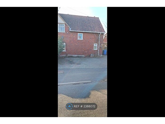 3 Bedroom Semi-Detached House To Rent In Burges Road, Norwich, NR3