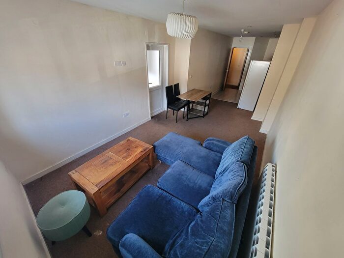1 Bedroom Flat To Rent In Swansea, SA1