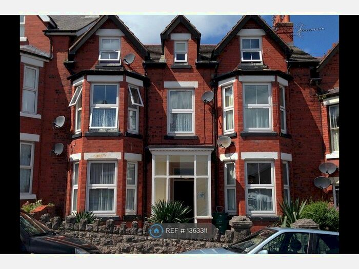 1 Bedroom Flat To Rent In Rhiw Road, Colwyn Bay, LL29
