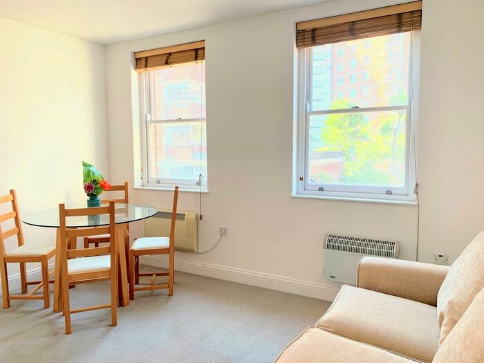 1 Bedroom Flat To Rent In Old Street, London, EC1V