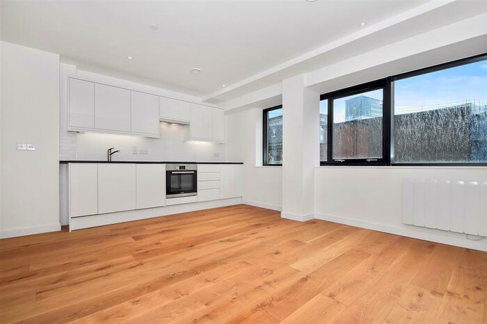 2 Bedroom Apartment To Rent In Scarbrook Road, Croydon, CR0