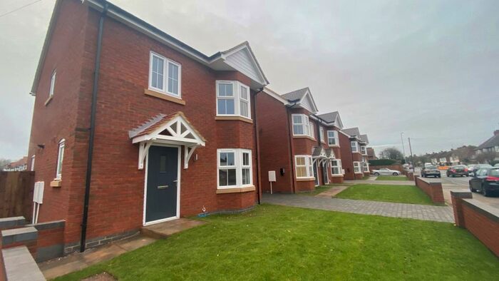 3 Bedroom House To Rent In Greenfield Road, Northampton, NN3