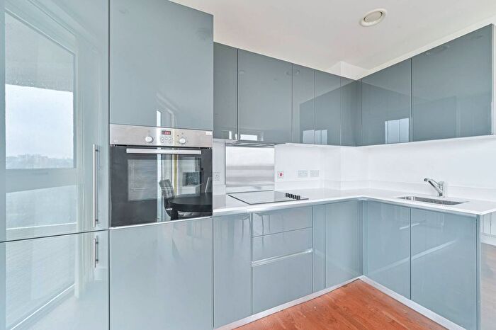 2 Bedroom Flat For Sale In Victory Parade, Woolwich Riverside, London, SE18