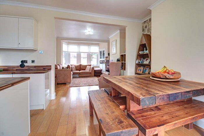 3 Bedroom Terraced House For Sale In Dumbuck Road, Dumbarton, G82