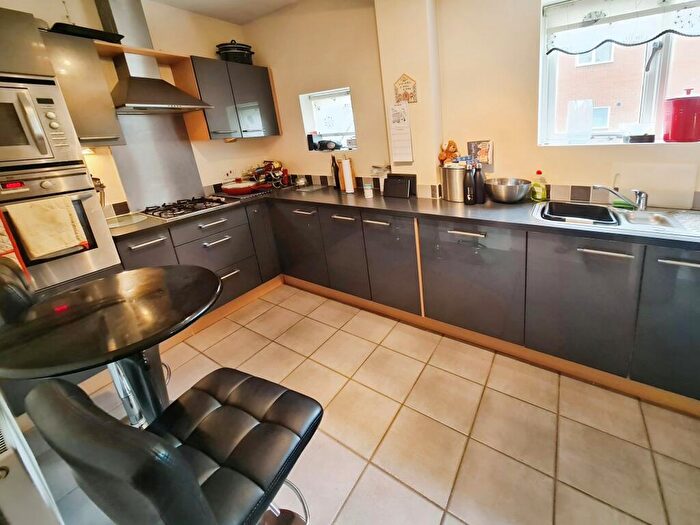 4 Bedroom Detached House For Sale In Turneys Drive, Milton Keynes, MK12