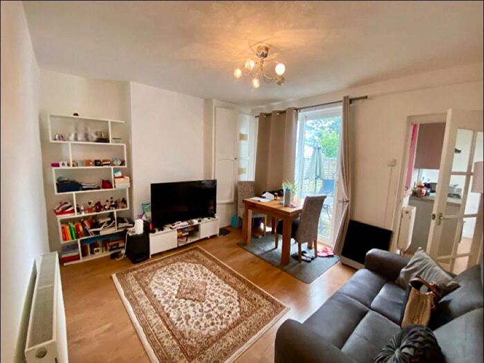 2 Bedroom Property To Rent In Stanley Avenue, Greenford, UB6