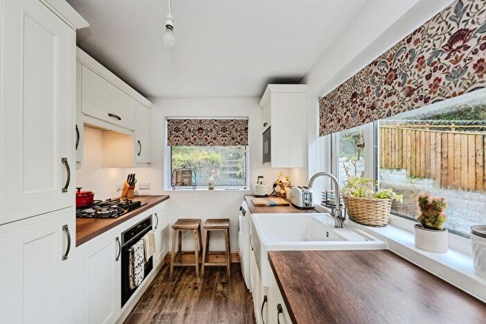 2 Bedroom Semi-Detached Bungalow For Sale In Heol Wenallt, Cwmgwrach, Neath, SA11