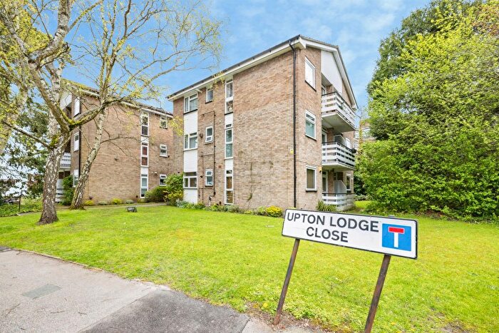 1 Bedroom Flat For Sale In Upton Lodge Close, Bushey, WD23
