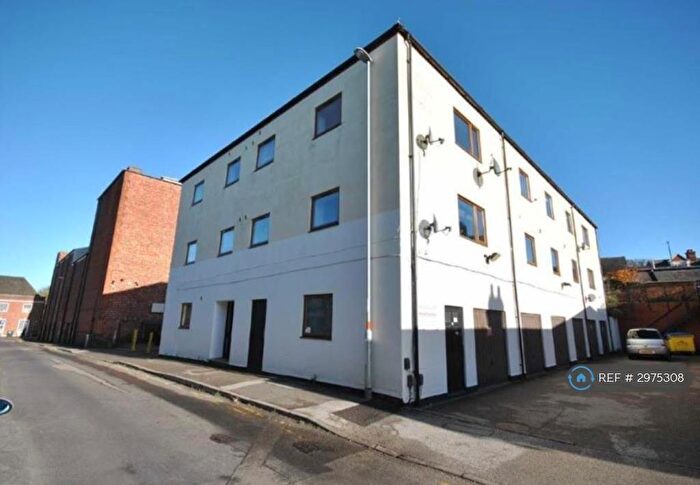 1 Bedroom Flat To Rent In Palace Court, Rushden, NN10