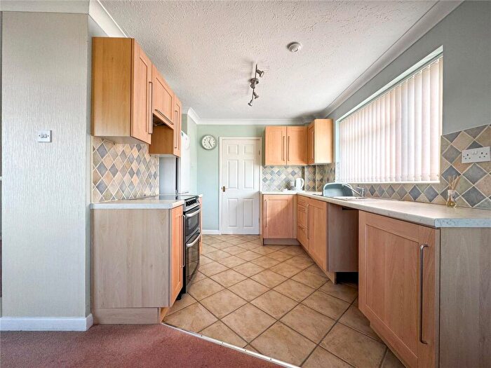 2 Bedroom Bungalow For Sale In Ringwood Close, Wigston, Leicestershire, LE18