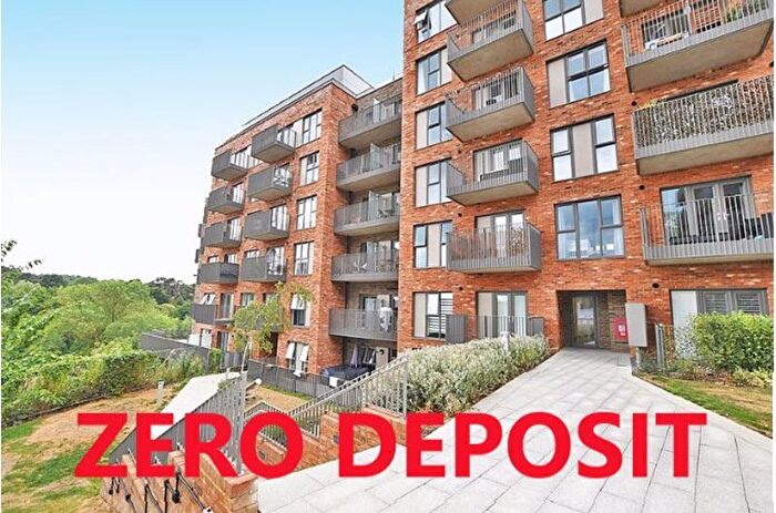 2 Bedroom Flat To Rent In Rosalind Drive, Maidstone, ME14