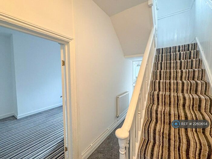 2 Bedroom Terraced House To Rent In Glebe Street, Newport, NP19