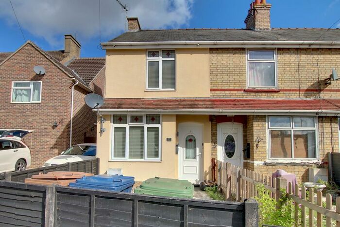 3 Bedroom End Of Terrace House To Rent In Gaul Road, March, PE15