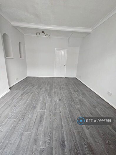2 Bedroom Terraced House To Rent In Beckett Street, Manchester, M18
