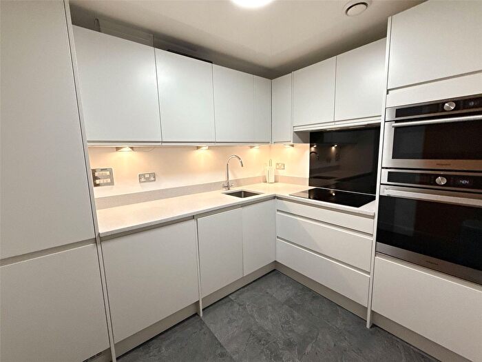 2 Bedroom Flat To Rent In Mill Road, Gateshead, NE8