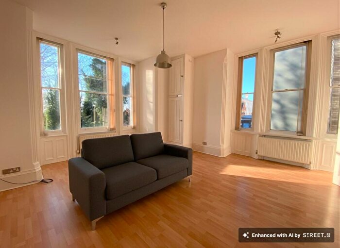 1 Bedroom Apartment To Rent In William House, Clinton Terrace, NG7