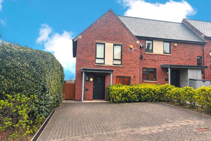 3 Bedroom End Of Terrace House For Sale In Honeysuckle Road, Sheffield, S5