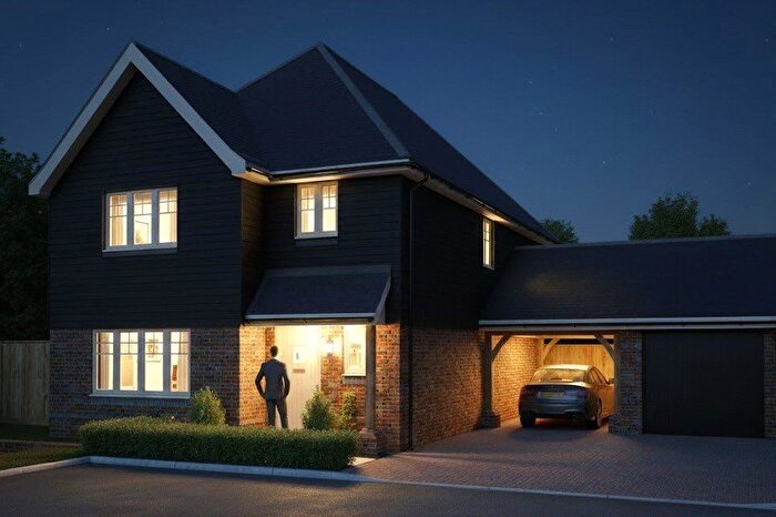 3 Bedroom Detached House For Sale In Hackney Way, Mortimer Common, Reading, Berkshire, RG7