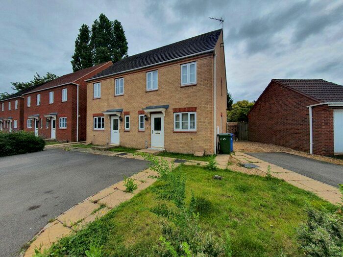 3 Bedroom House To Rent In Thomas Middlecott Drive, Kirton, PE20
