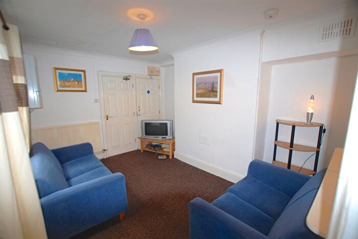 5 Bedroom Property To Rent In Rhyddings Terrace, Brynmill, Swansea, SA2
