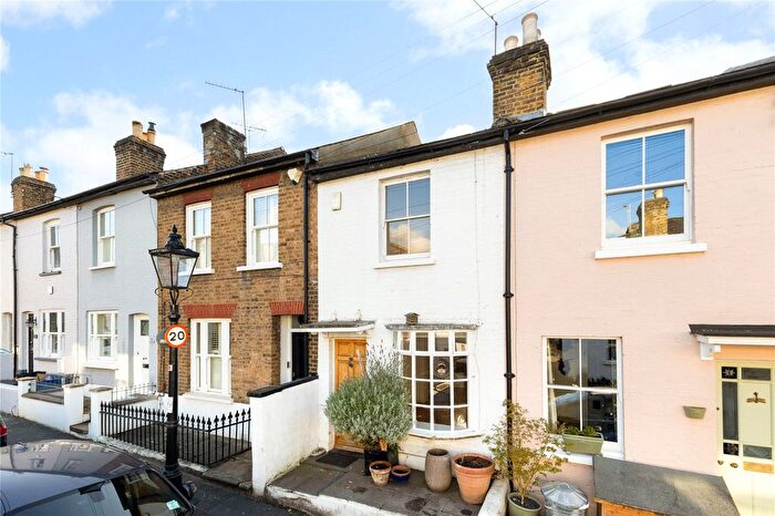 2 Bedroom Terraced House To Rent In Albert Road, Richmond, TW10