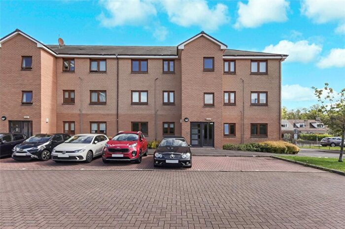 2 Bedroom Flat For Sale In Brankholm Gardens, Hamilton, South Lanarkshire, ML3