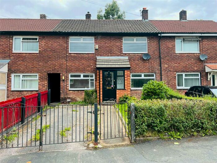 3 Bedroom Semi-Detached House To Rent In Carrfield Avenue, Little Hulton, Manchester, M38