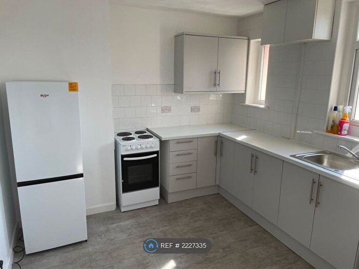 2 Bedroom Flat To Rent In St Leonards Road, Lanark, ML11