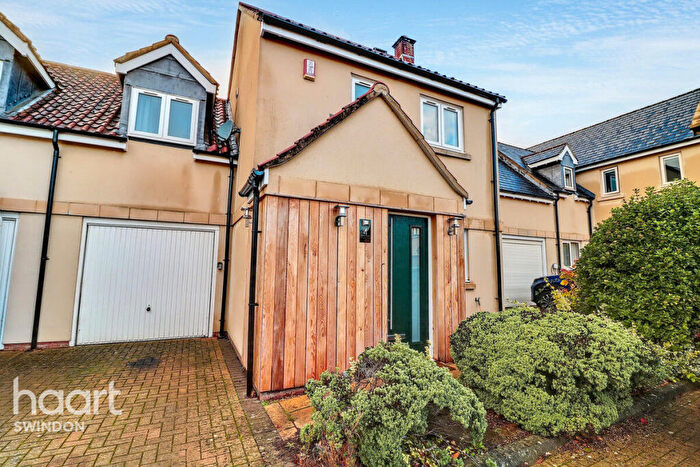 3 Bedroom Semi-Detached House For Sale In Brooklands, Swindon, SN4
