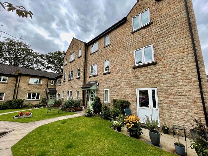 1 Bedroom Flat For Sale In Lawrence Court, Pudsey, LS28