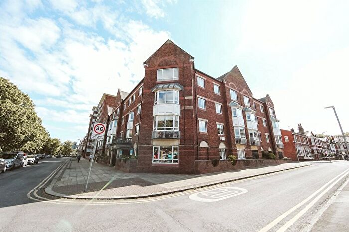 1 Bedroom Apartment For Sale In Lord Street, Southport, Merseyside, PR8
